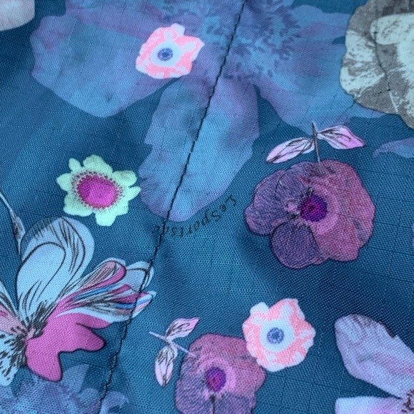 LeSportsac floral Bag - Picture 2 of 16